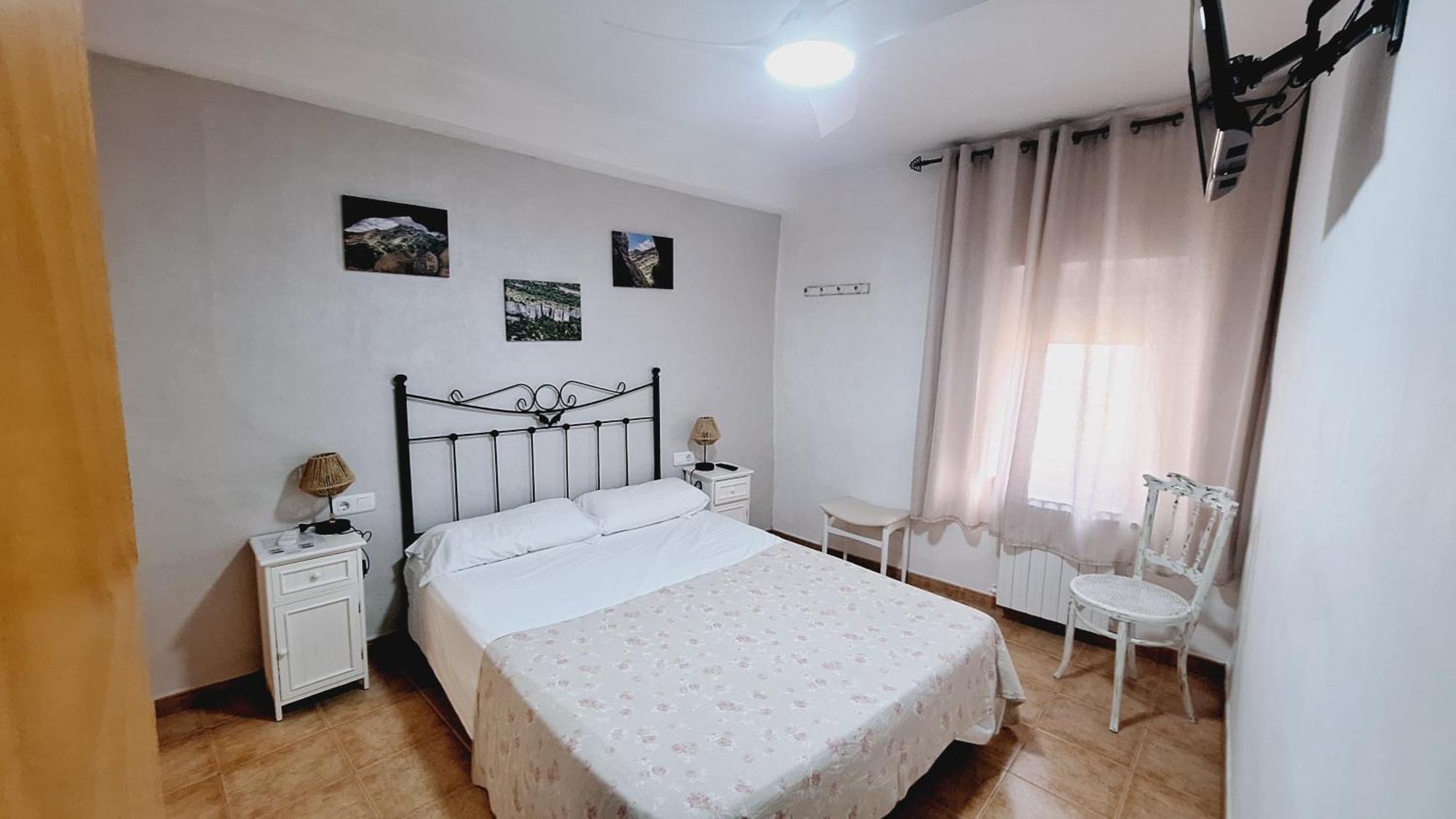 Fonda Toldra Ξενοδοχείο Ulldemolins Εξωτερικό φωτογραφία