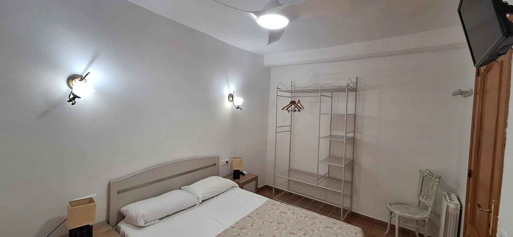 Fonda Toldra Ξενοδοχείο Ulldemolins Εξωτερικό φωτογραφία